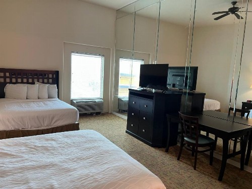 Suites at Sunchase - image 43