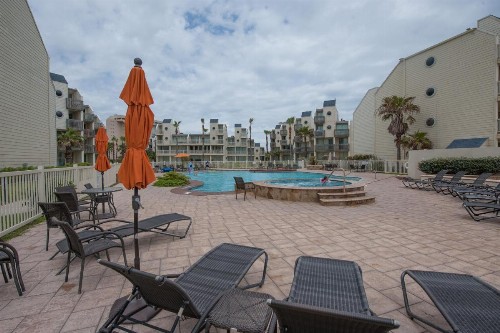 South Padre Island Beach Rentals - image 7
