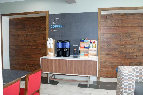 Holiday Inn Express Hotel and Suites South Padre Island an IHG Hotel - image 20