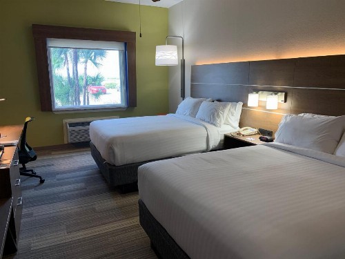 Holiday Inn Express Hotel and Suites South Padre Island an IHG Hotel - image 22