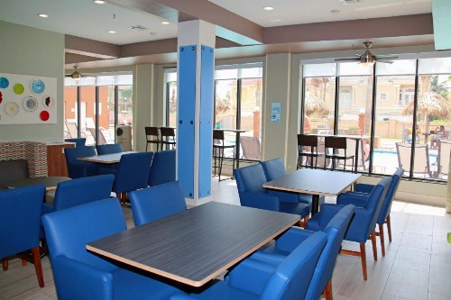 Holiday Inn Express Hotel and Suites South Padre Island an IHG Hotel - image 9