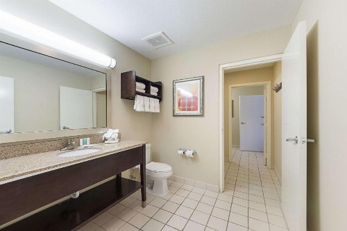 Comfort Suites South Padre Island - image 25