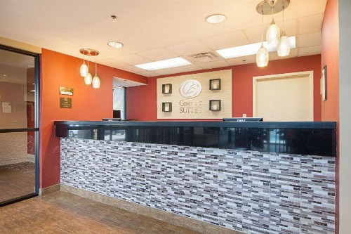 Comfort Suites South Padre Island - image 3