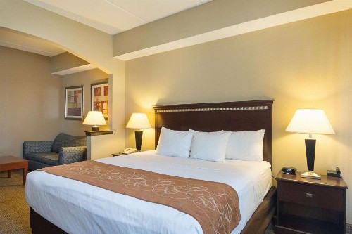 Comfort Suites South Padre Island - image 35
