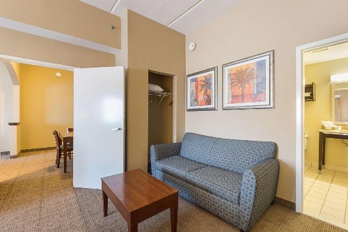 Comfort Suites South Padre Island - image 4