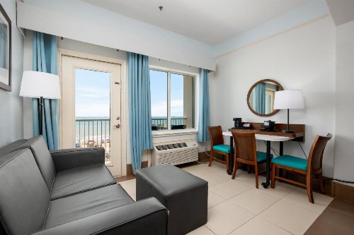 La Quinta by Wyndham South Padre Island Beach - image 3