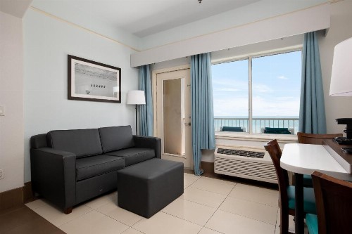 La Quinta by Wyndham South Padre Island Beach - image 31