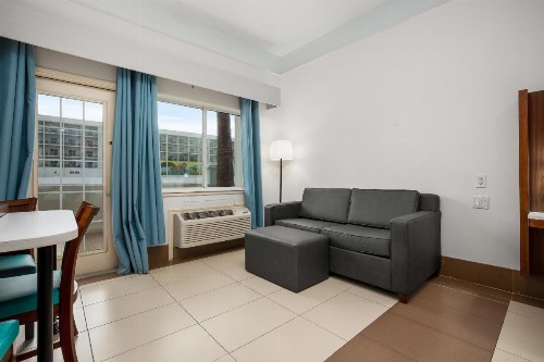 La Quinta by Wyndham South Padre Island Beach - image 33