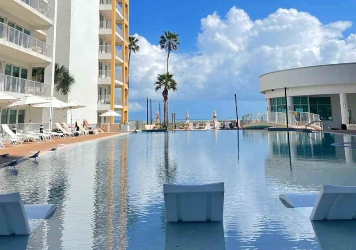 Peninsula Island Resort & Spa - main image