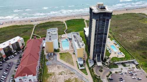Peninsula Island Resort & Spa - image 24