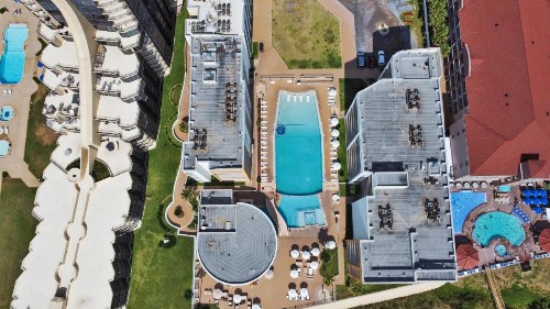 Peninsula Island Resort & Spa - image 27