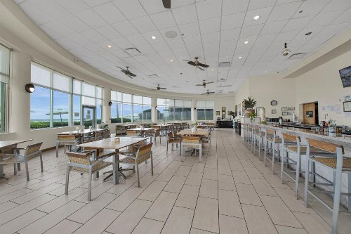Peninsula Island Resort & Spa - image 34