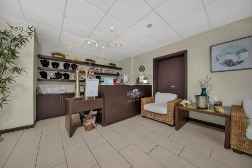 Peninsula Island Resort & Spa - image 41