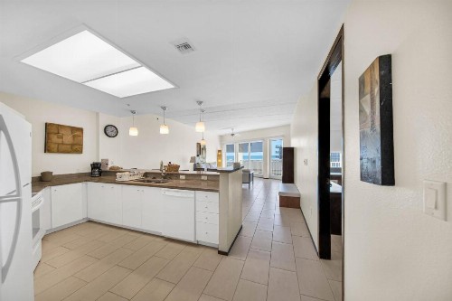 Peninsula Island Resort & Spa - image 49