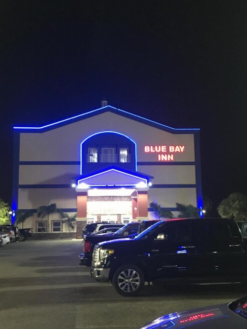 Blue Bay Inn and Suites - image 20