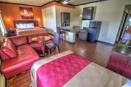 Blue Bay Inn and Suites - image 31
