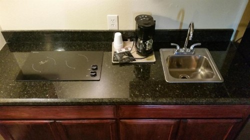 Blue Bay Inn and Suites - image 33