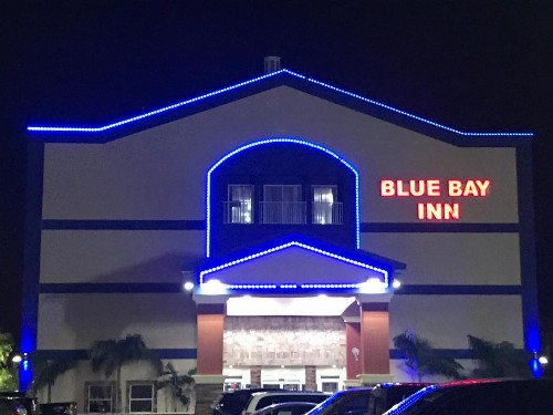 Blue Bay Inn and Suites - image 5