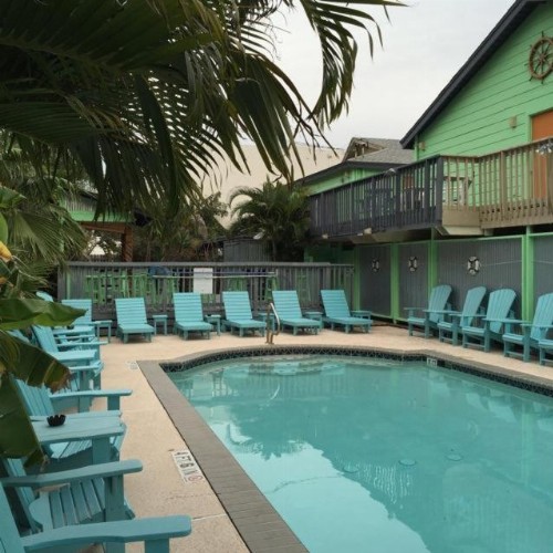 Upper Deck Hotel and Bar - Adults Only - image 20