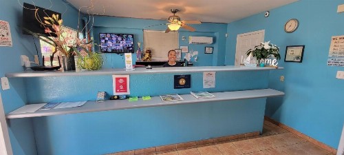Upper Deck Hotel and Bar - Adults Only - image 21