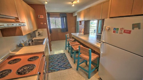 Dutch Treat House (Upper Level) - image 8