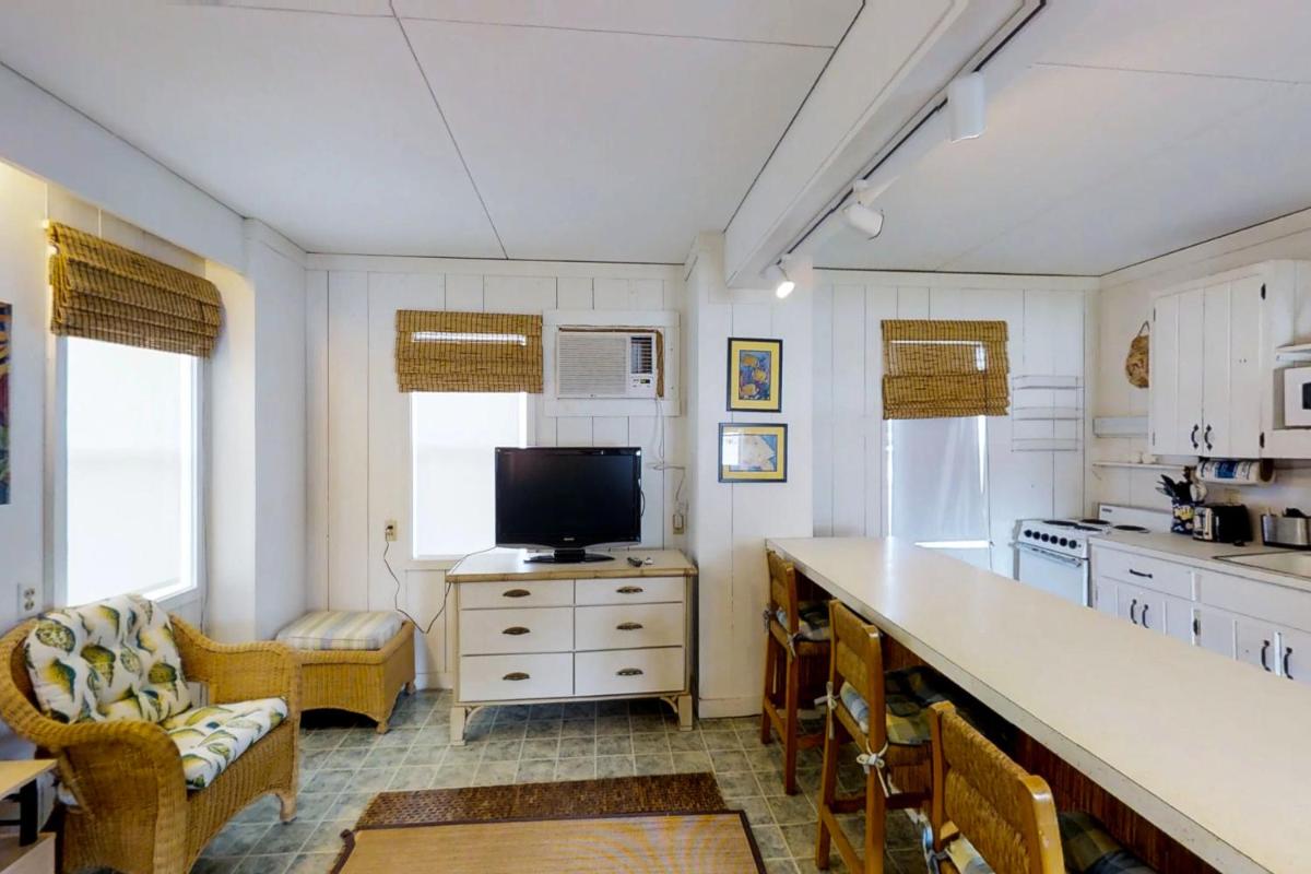 Dutch Treat House (Lower Level) - main image