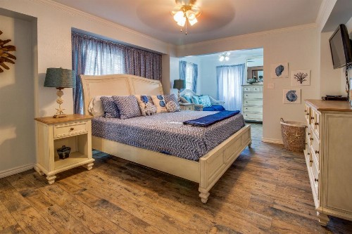 Mesquite House - image 9