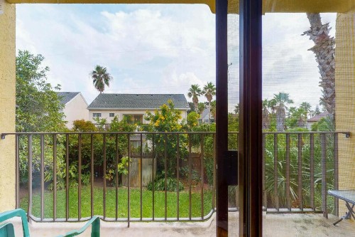 Ventura Condominiums #208 - image 3