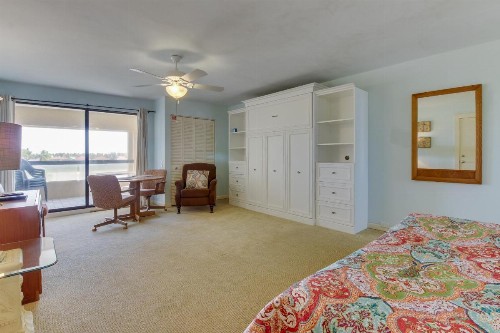 Marina Retreat - image 2