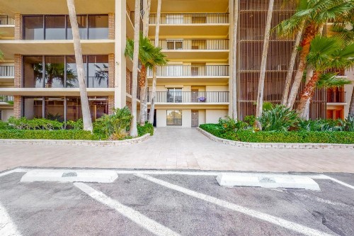 Ocean Vista #102