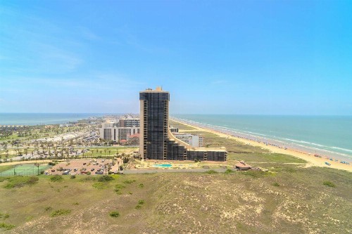 Beachfront 3 Bedroom Condo - image 13
