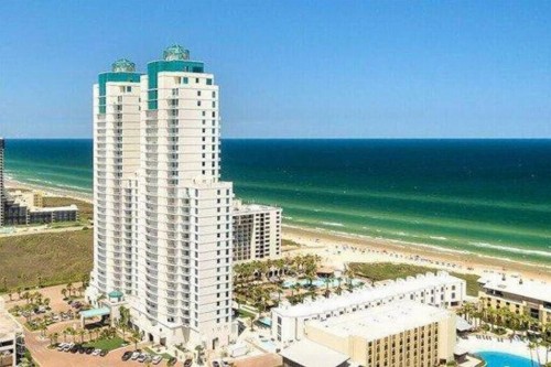 Beachfront 3 Bedroom Condo - image 30