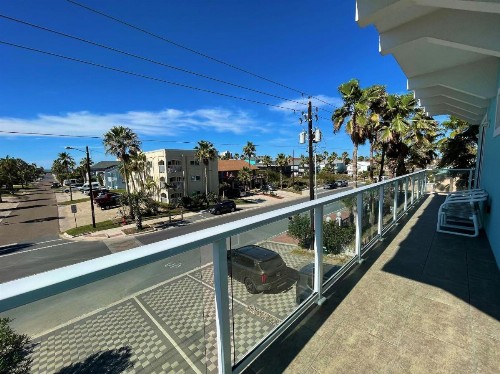 5 BEDROOM BEACHFRONT CONDO - 2nd Floor - image 10