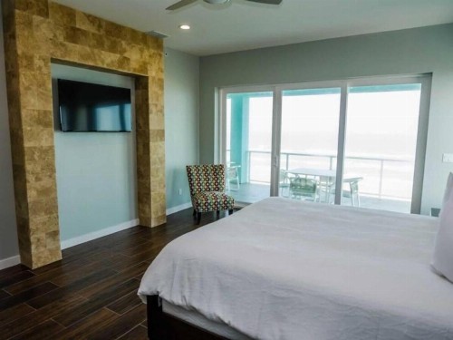 5 BEDROOM BEACHFRONT CONDO - 3rd Floor - image 11