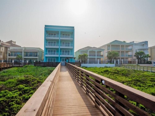 5 BEDROOM BEACHFRONT CONDO - 3rd Floor - image 19