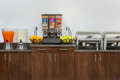 5 BEDROOM BEACHFRONT CONDO - 3rd Floor - image 43
