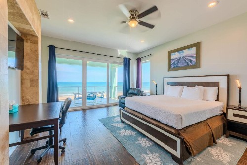5 BEDROOM BEACHFRONT CONDO - 4th Floor - image 12