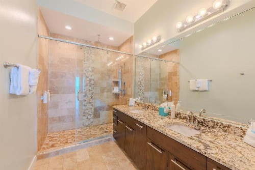 5 BEDROOM BEACHFRONT CONDO - 4th Floor - image 15