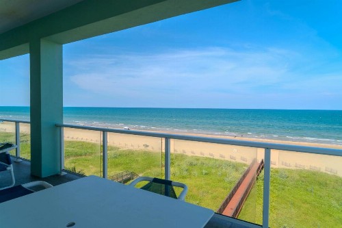 5 BEDROOM BEACHFRONT CONDO - 4th Floor - image 17