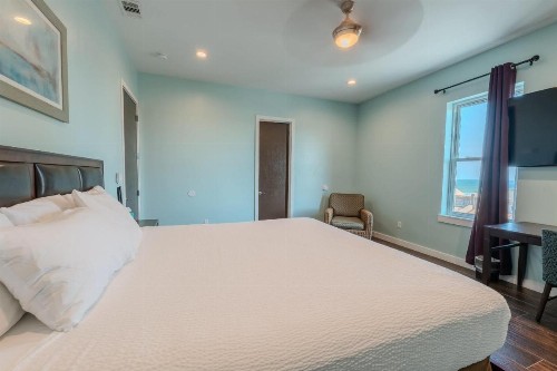 5 BEDROOM BEACHFRONT CONDO - 4th Floor - image 18