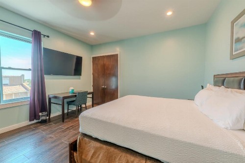 5 BEDROOM BEACHFRONT CONDO - 4th Floor - image 32