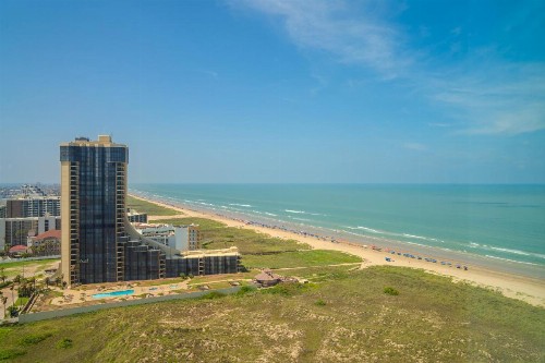 Beachfront 3 Bedroom Condo - image 19