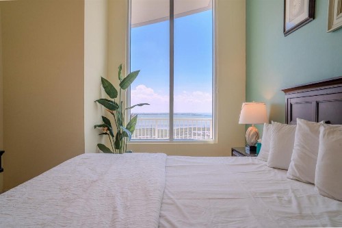 Beachfront 3 Bedroom Condo - image 43