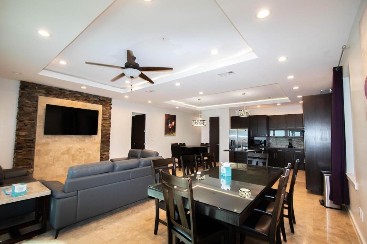 Beachfront 3 Bedroom Condo - image 6