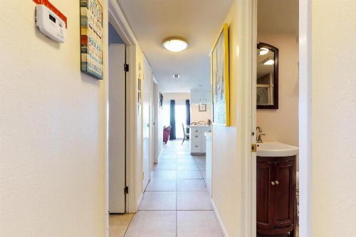 Aquarius Condos - image 11