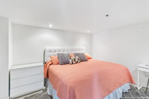 Breathtaking bayview condo 3BR beachfront resort. Solare Tower 806 - image 7