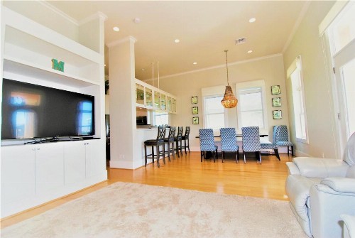 Sea Hawk - Private Beach House With Pool & Hot Tub Home - image 5