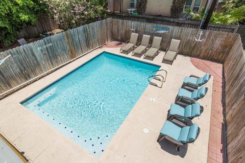 Treasure Island Townhouse by Padre Island Rentals - image 6