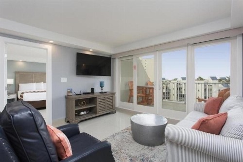 Solare Tower Condominium 2 Bedroom #405 - image 10