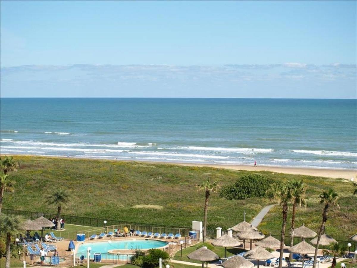 Saida IV Condos S4704 - main image